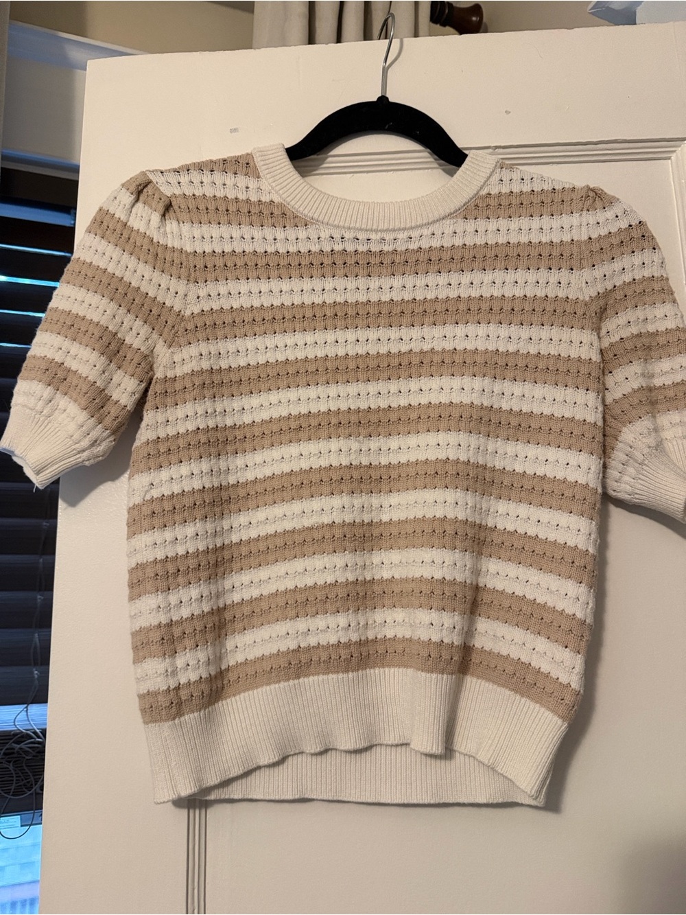 Women’s Short Sleeve Striped Knit Sweater - Cream & Tan